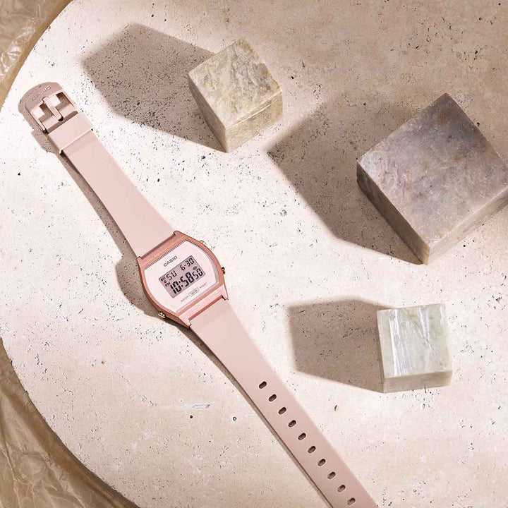 Casio LW-204-4AEF Timeless Collection Damenuhr