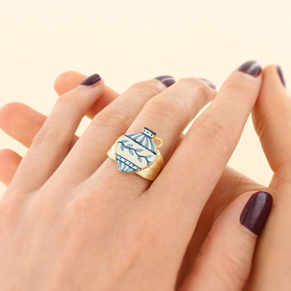 Taratata Ring Antique – Fantasievoller Ring mit antikem Amphoren-Symbol