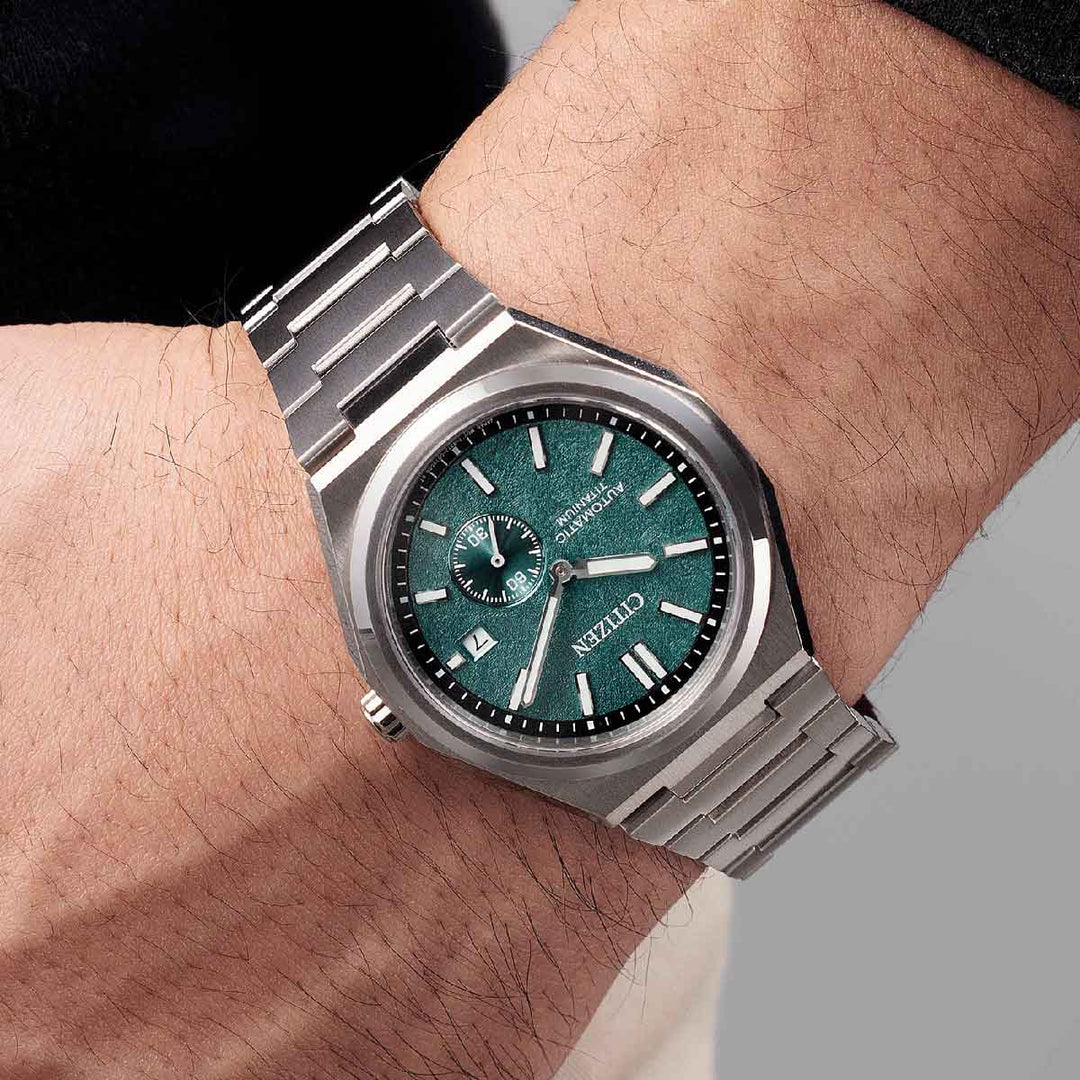 Citizen NJ0180-80X Herrenuhr