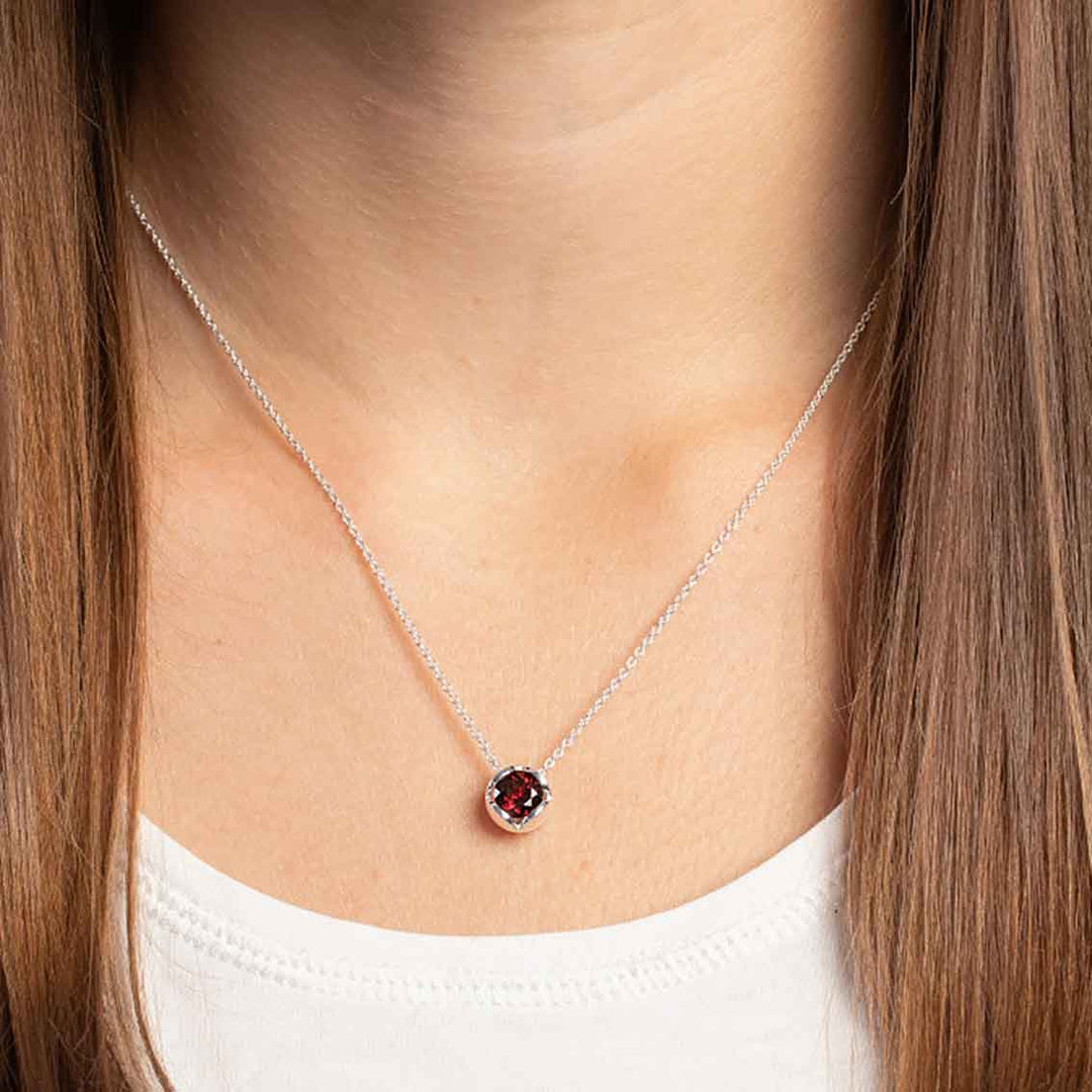 Anhänger "Luminous Blossom" mit Kette, Sterlingsilber, roter Granat