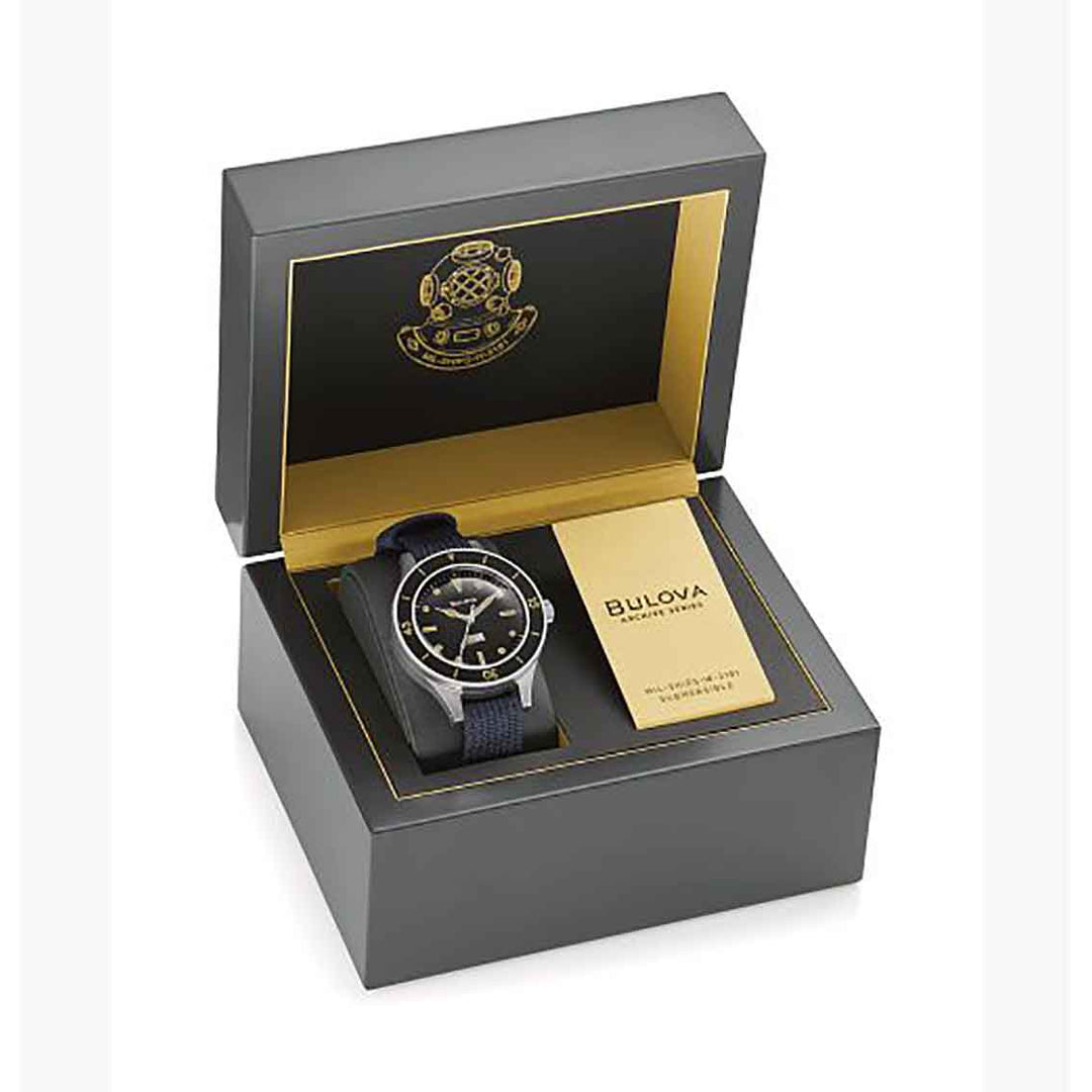 Bulova MIL-SHIPS-W-2181 98A266 Automatik - Militär-Spezifikation Herrenuhr